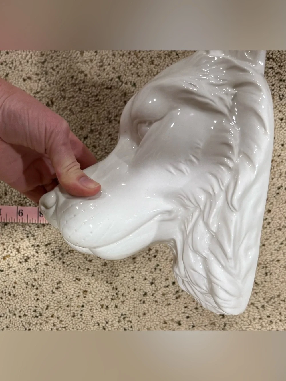 Ceramic Wolf Head Wall Accent in White